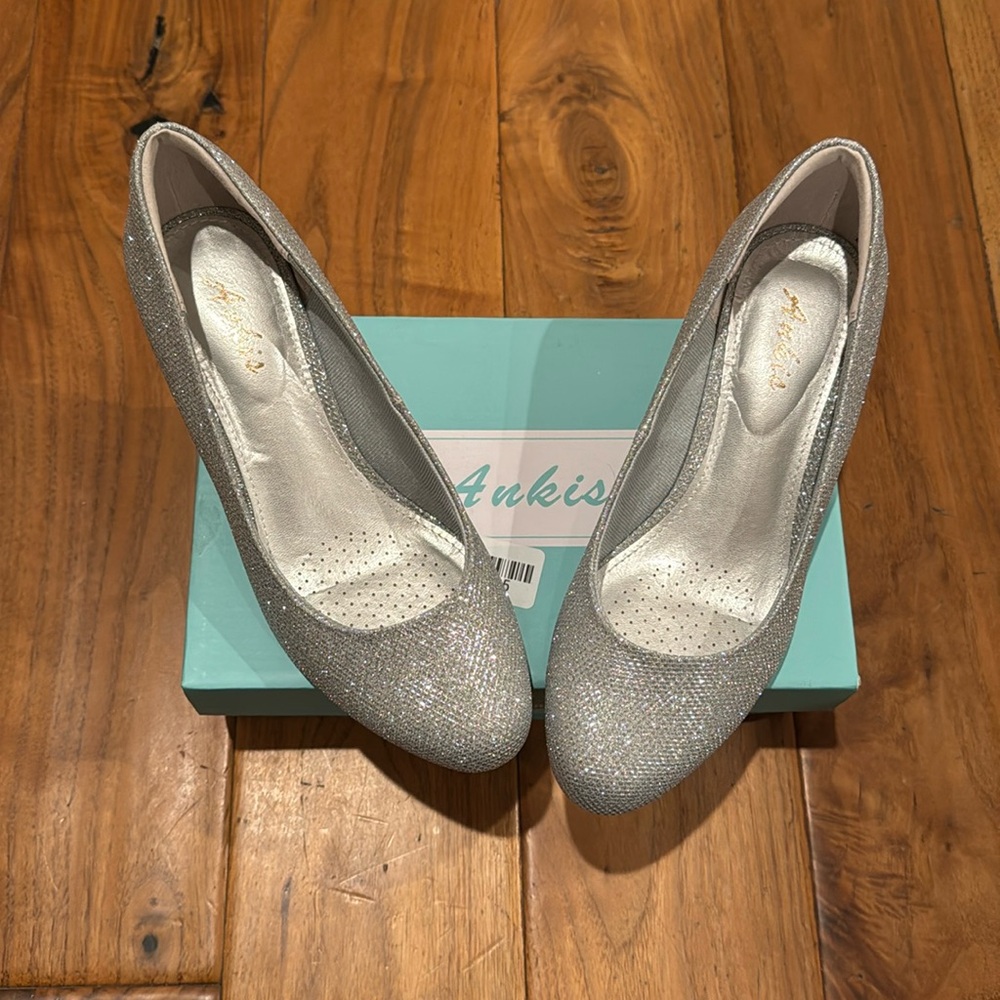 Ankis Women Wedges, Silver Glitter Size 6.5